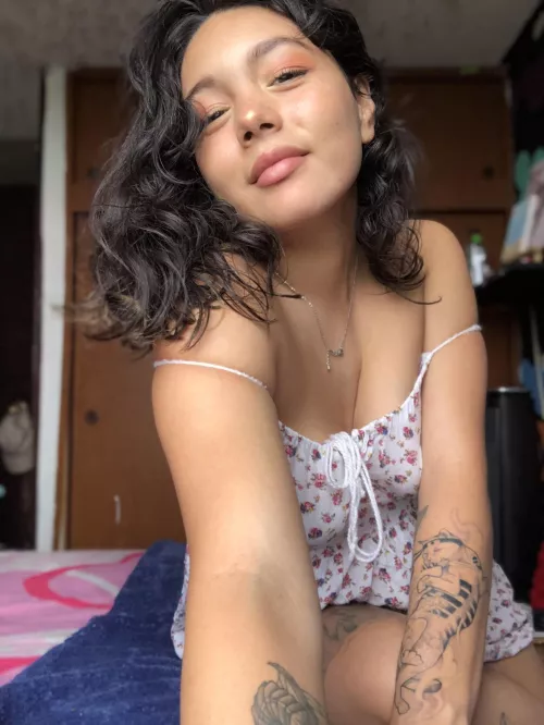 Do you find my selfie, sexy? 🤭