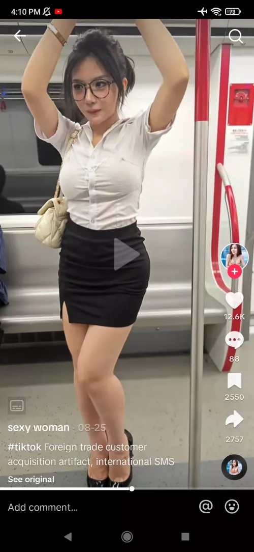 Does anyone know whi she is... plsss what to know?