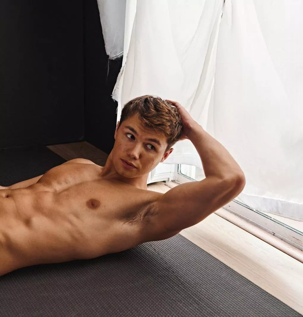 Don’t worry I’m wearing pants