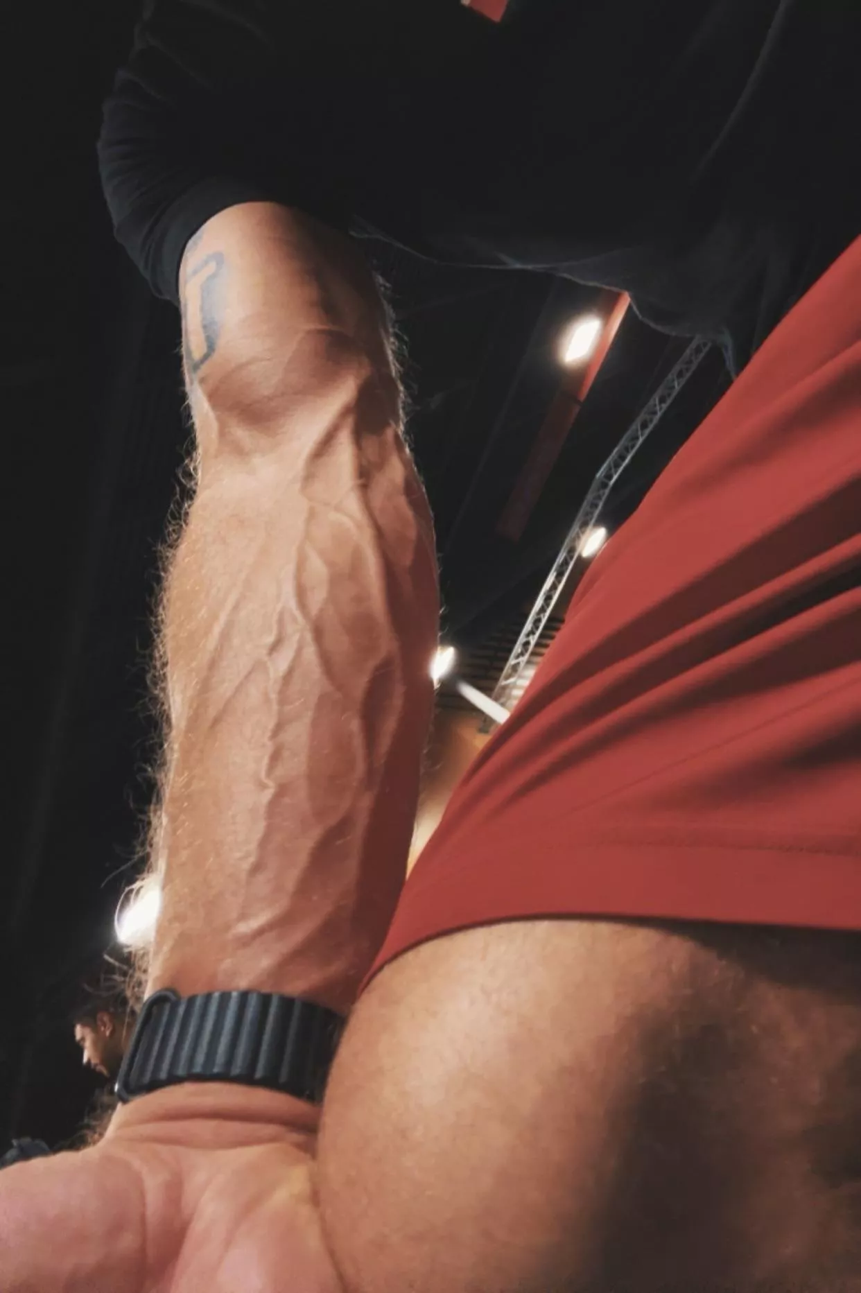 Friday morning gym pump, my favorite way to jump start the weekend!