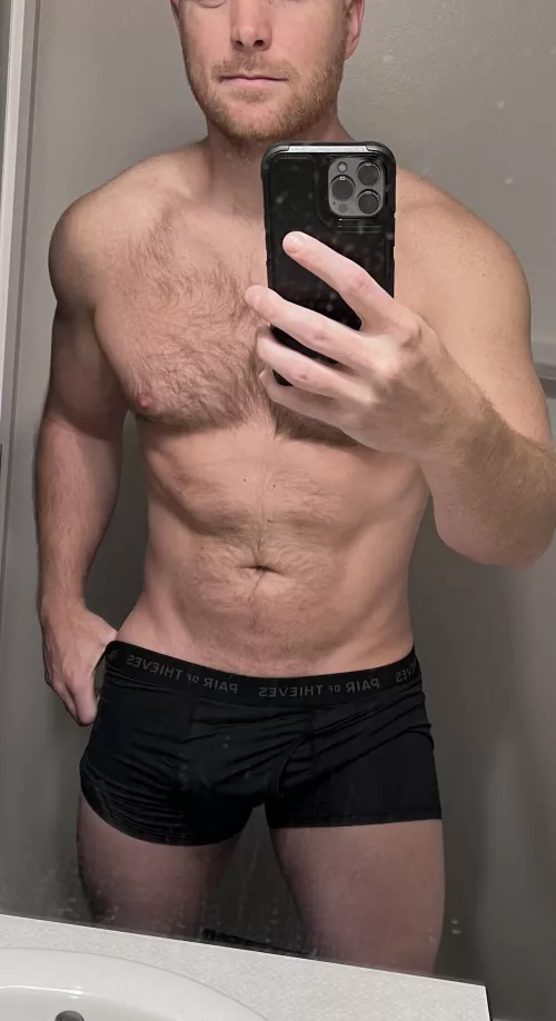 Gimme a “hell ya” if you’re enjoying your Friday night (32)