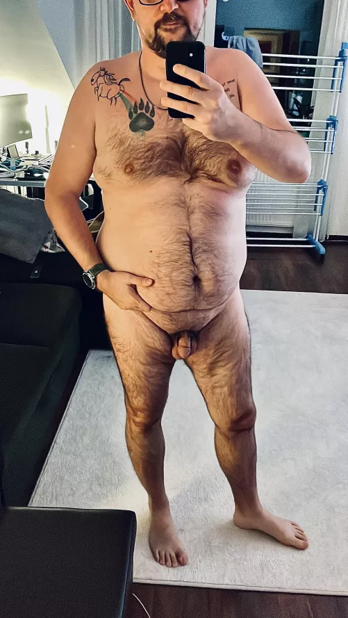 Good weekend to us all. Friday selfie. Just say hi🫶