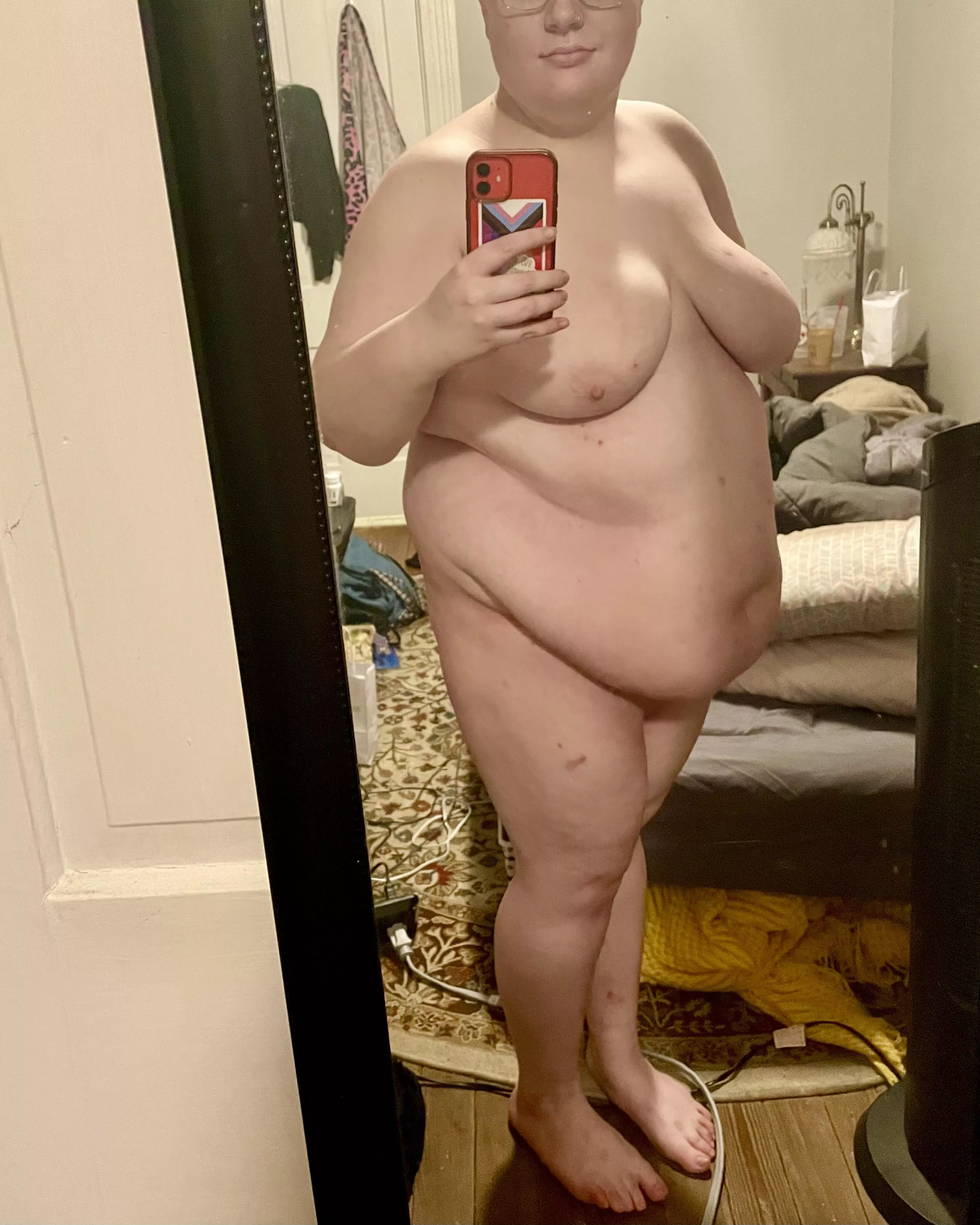 i’m totally getting off to the idea that some people cum while they look at me😅💖