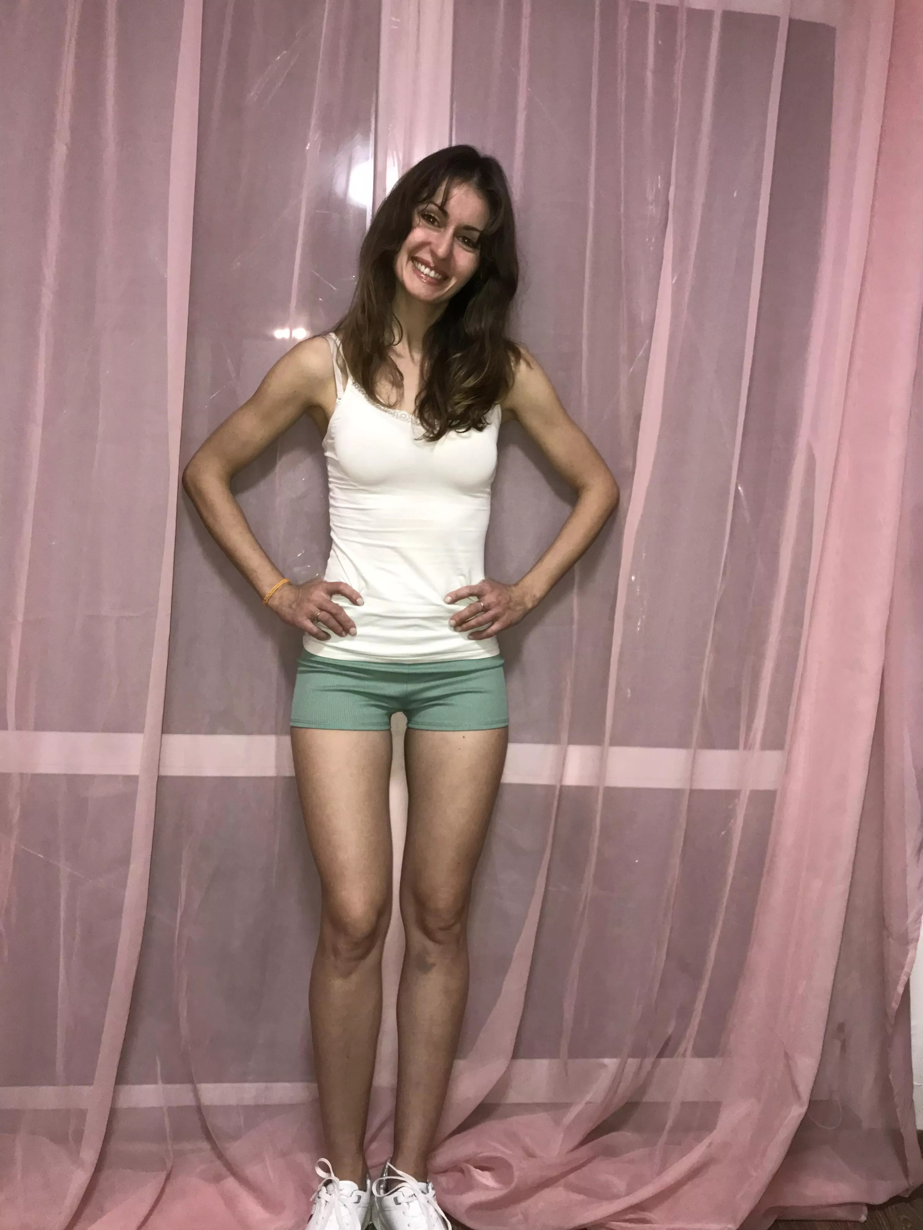 Milf wants extra attention and warmth