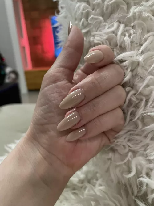 My tan nails