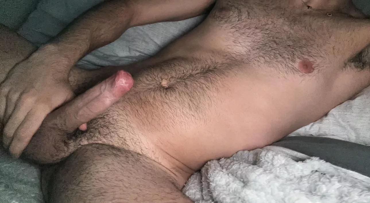 one week regrowth i’d say i’m pretty hairy already 😇