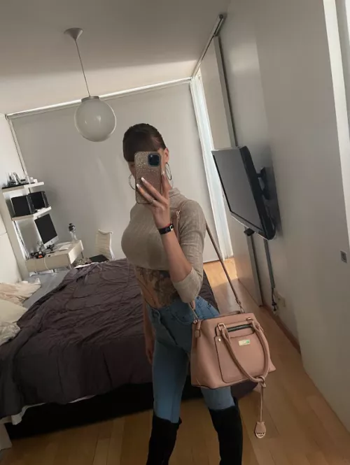 Perfect outfit for my tattoos, agree?