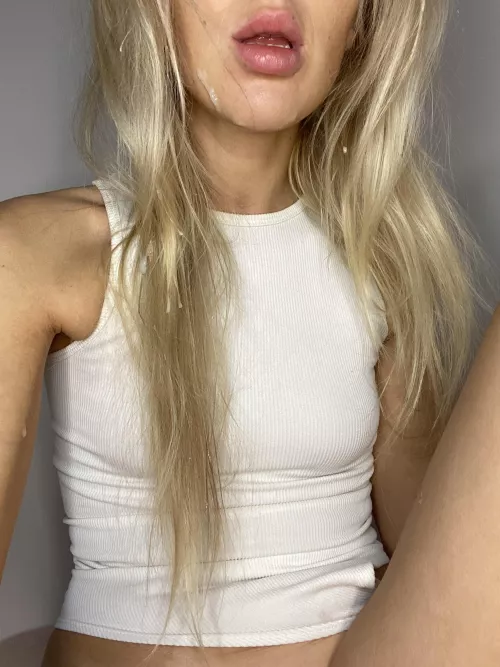 Say hi if u can offer me more cum