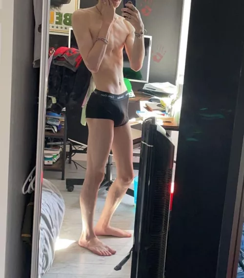 Tight boxers feel so good