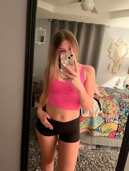 Vem vill ha lite privat content i DMs?