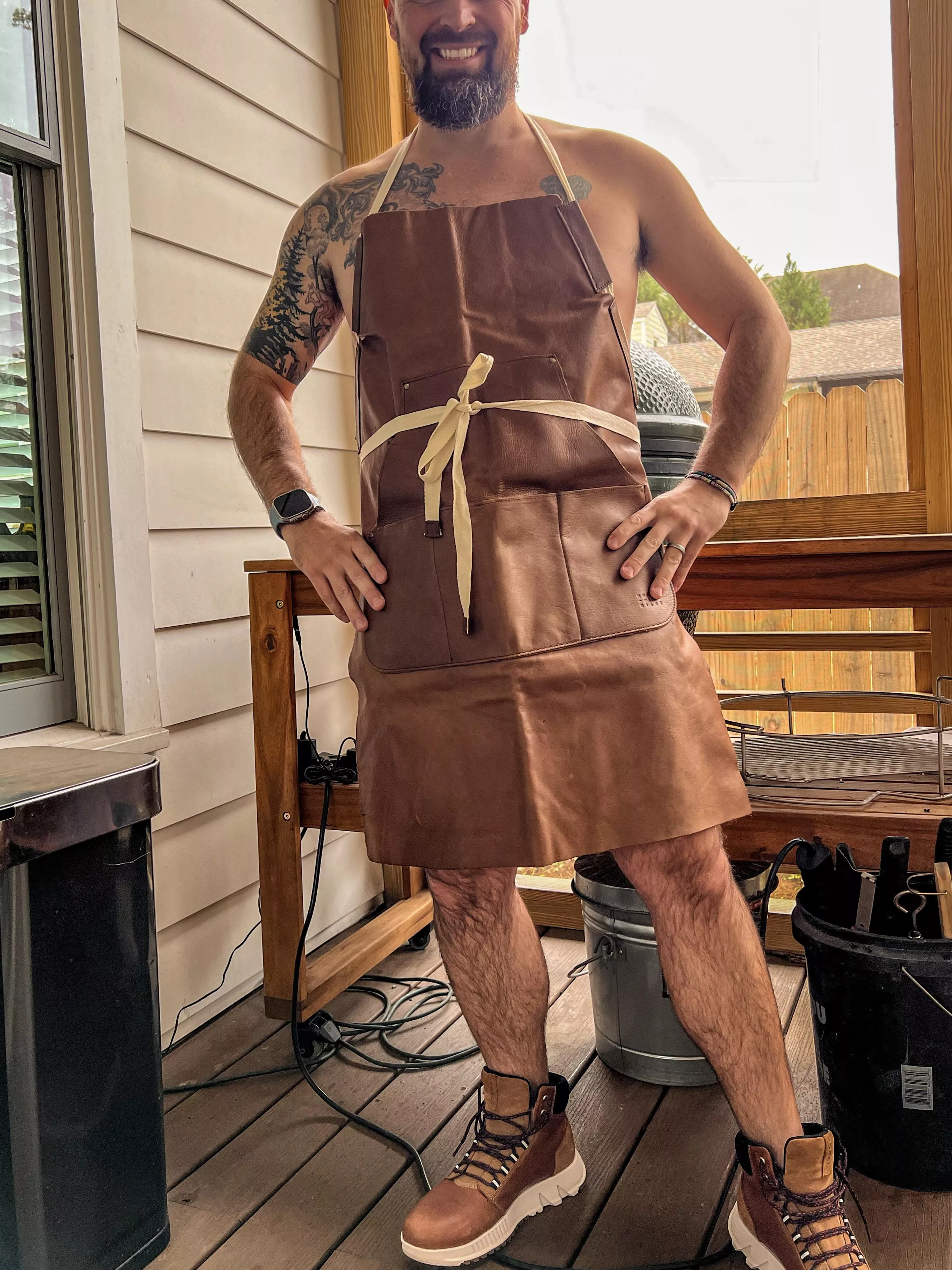 Wanna help check my meat? 🥩