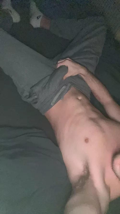 What do we think of grey sweats?