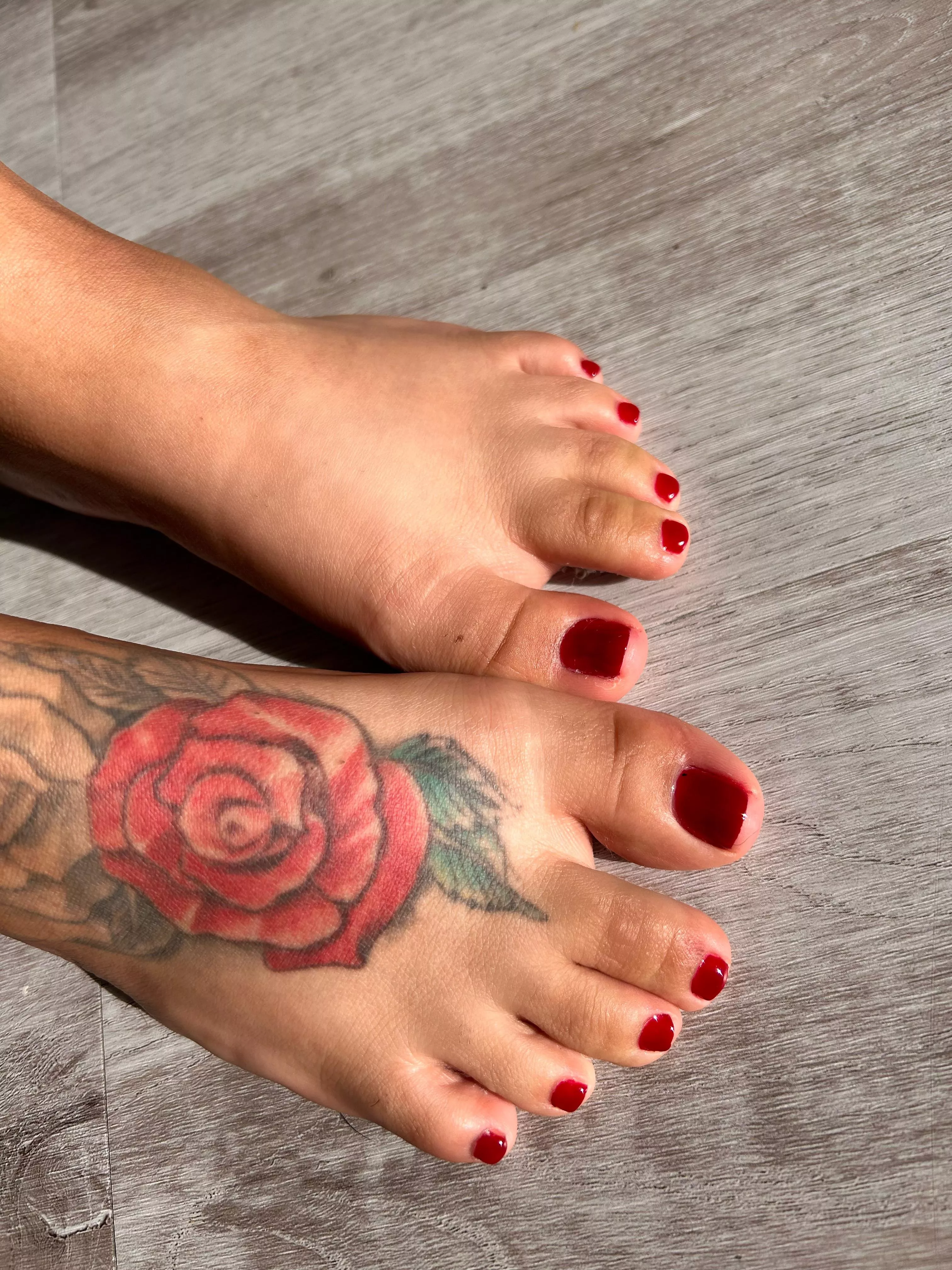 Would you kiss in between my pretty lil toes?