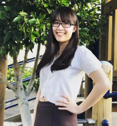 Wwyd if she was laying in front of you?