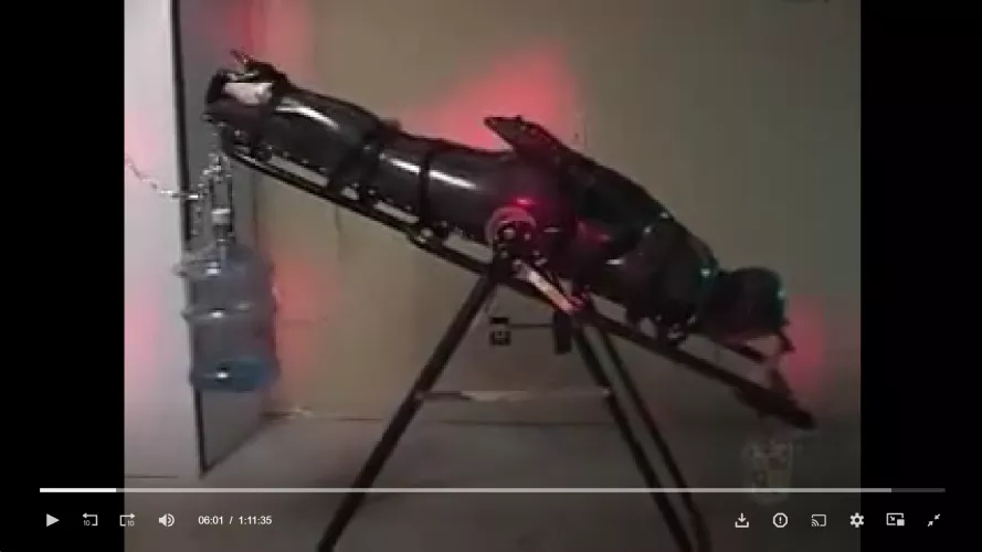 A scene from House of Gord SBI Triology. I can provide the Link of the video too. I would love if someone explained me the mechanism of this predicament.