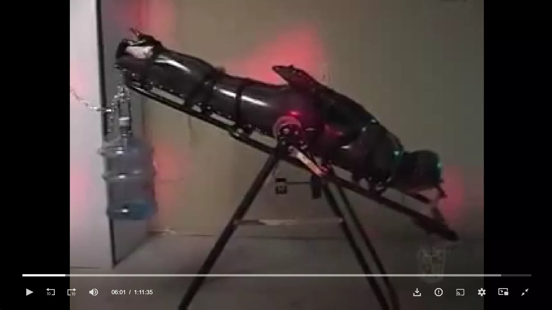 A scene from House of Gord SBI Triology. I can provide the Link of the video too. I would love if someone explained me the mechanism of this predicament.