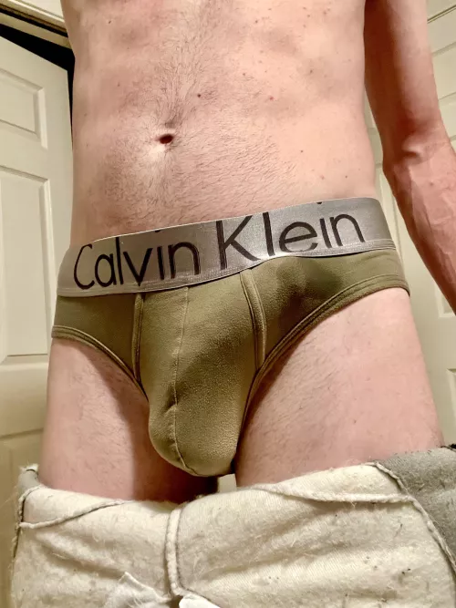 After a cuddle session with a friend…💦💦