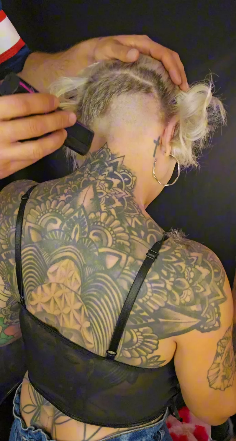 Ahhhhh I love a fresh shave!