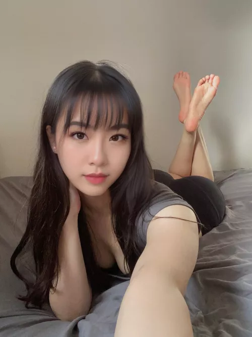 All I have to do is show my feet, and it's enough to make your head spin. 🤭💕