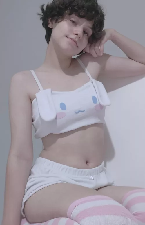 Another step of my plan to takeover this subreddit >:3