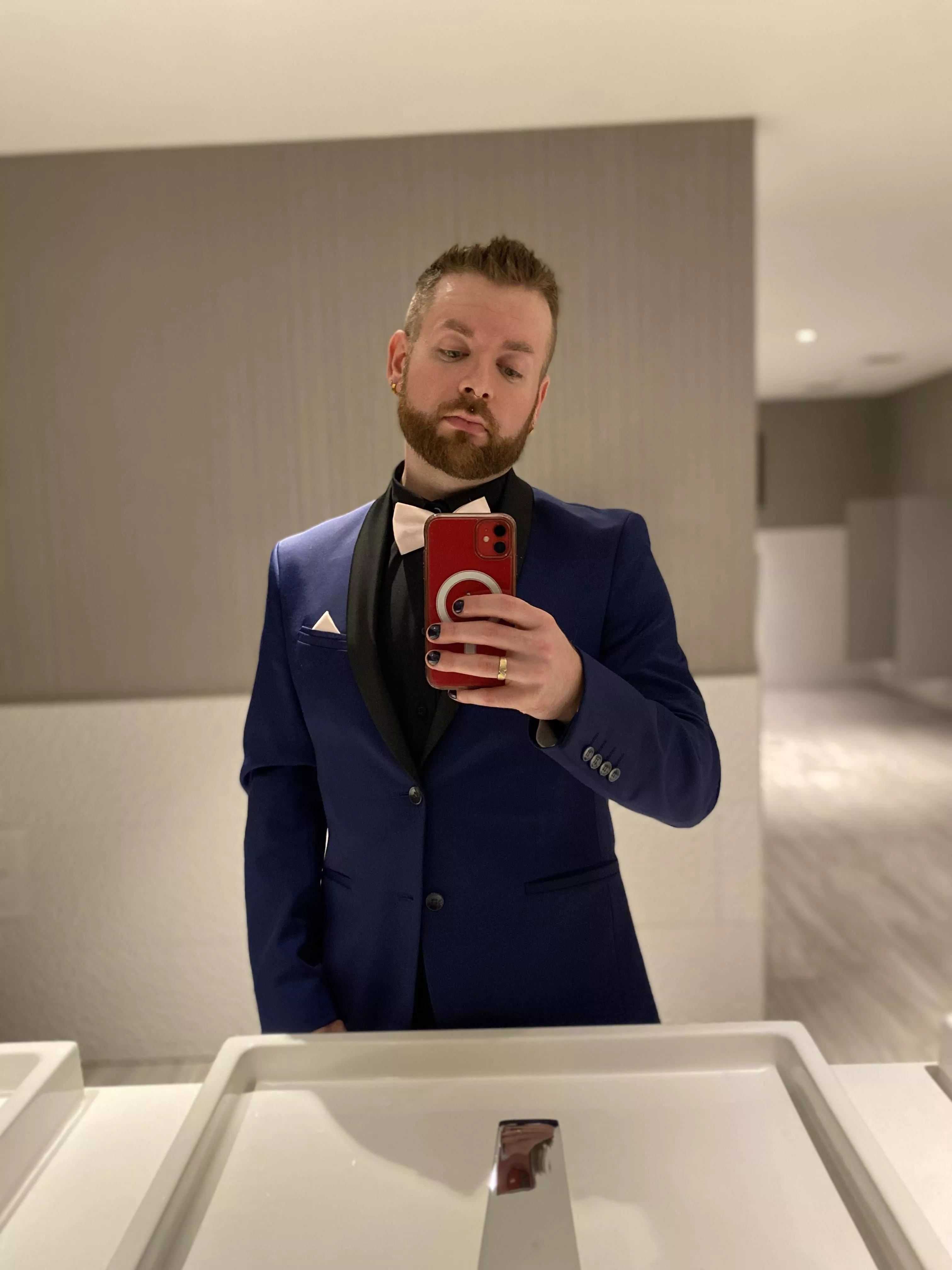 Christmas work parties are so nice! 🎈🌲❄️