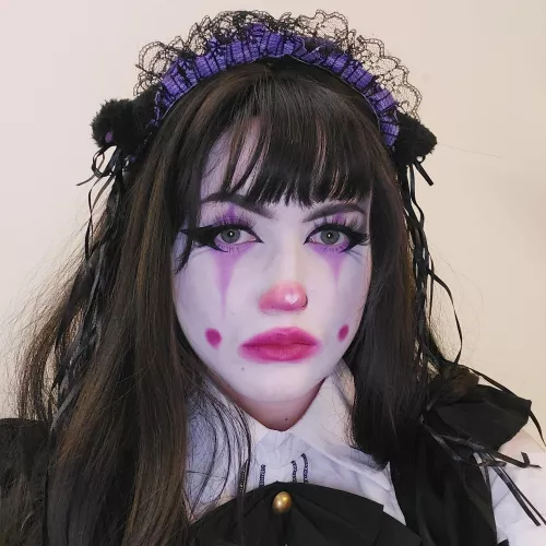 Clowns and cats are my favourite wbu?