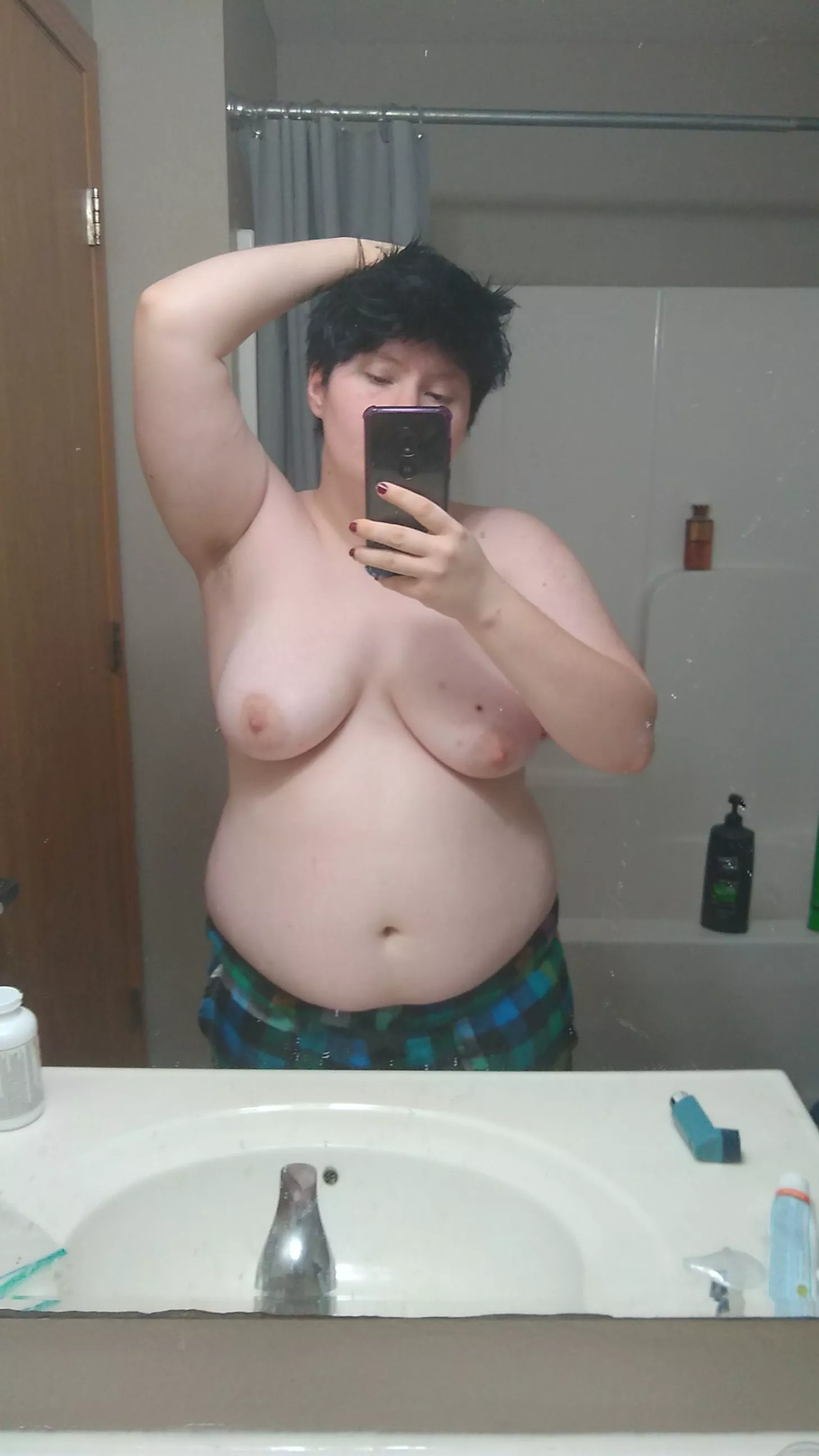 Feeling good in my body and new haircut