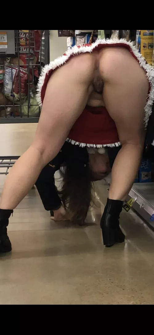 Hot wife loves shopping time