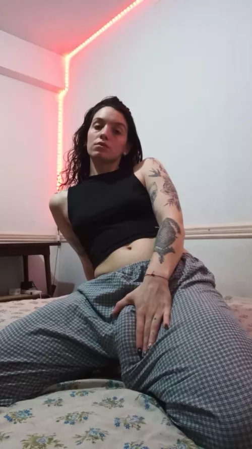 I am a very horny goddess