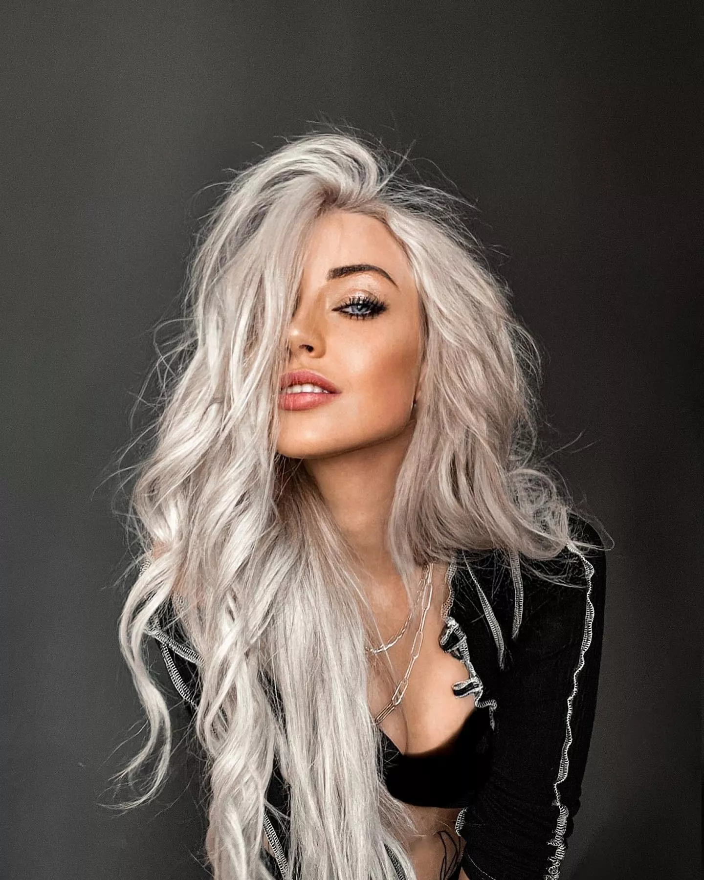 I can be the girl of your dream