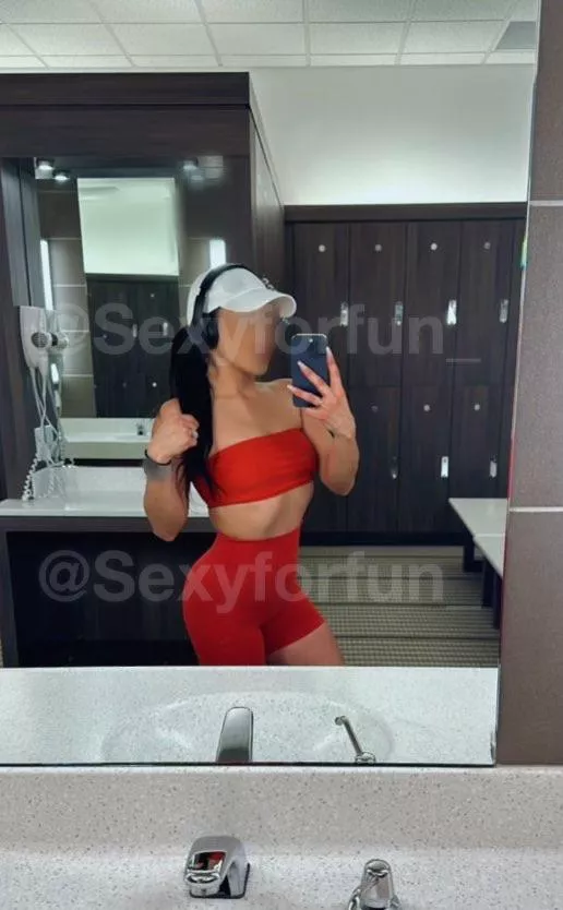 I love fucking my gym buddy before a workout..