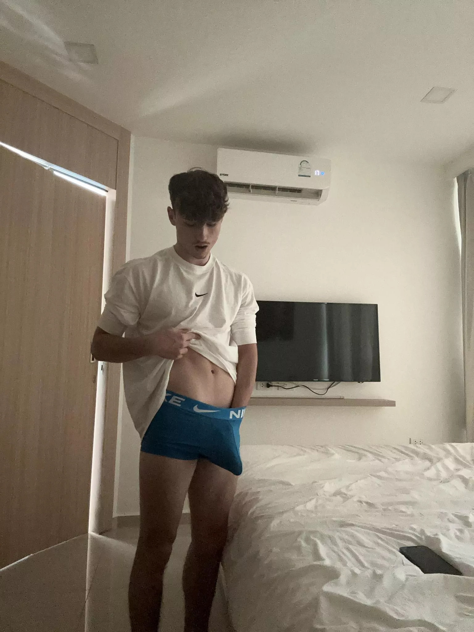 I love the tightness of my underwear, do you agree?