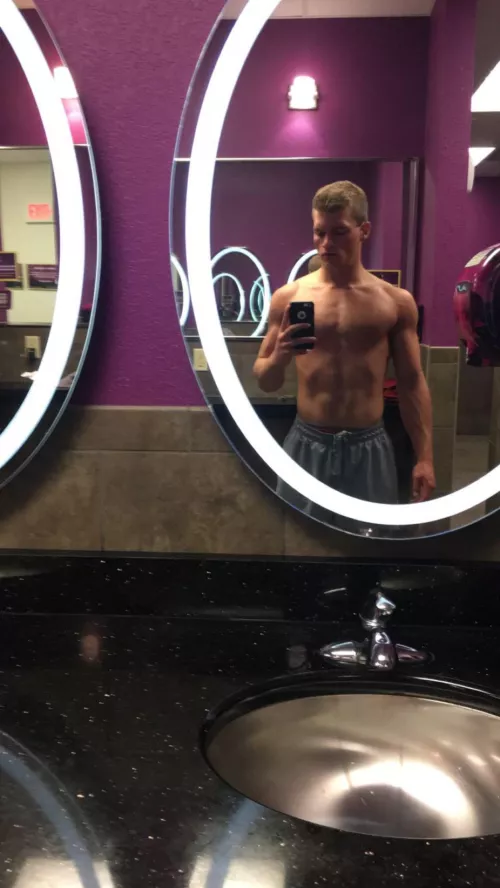 I promise im cuter than in this picture