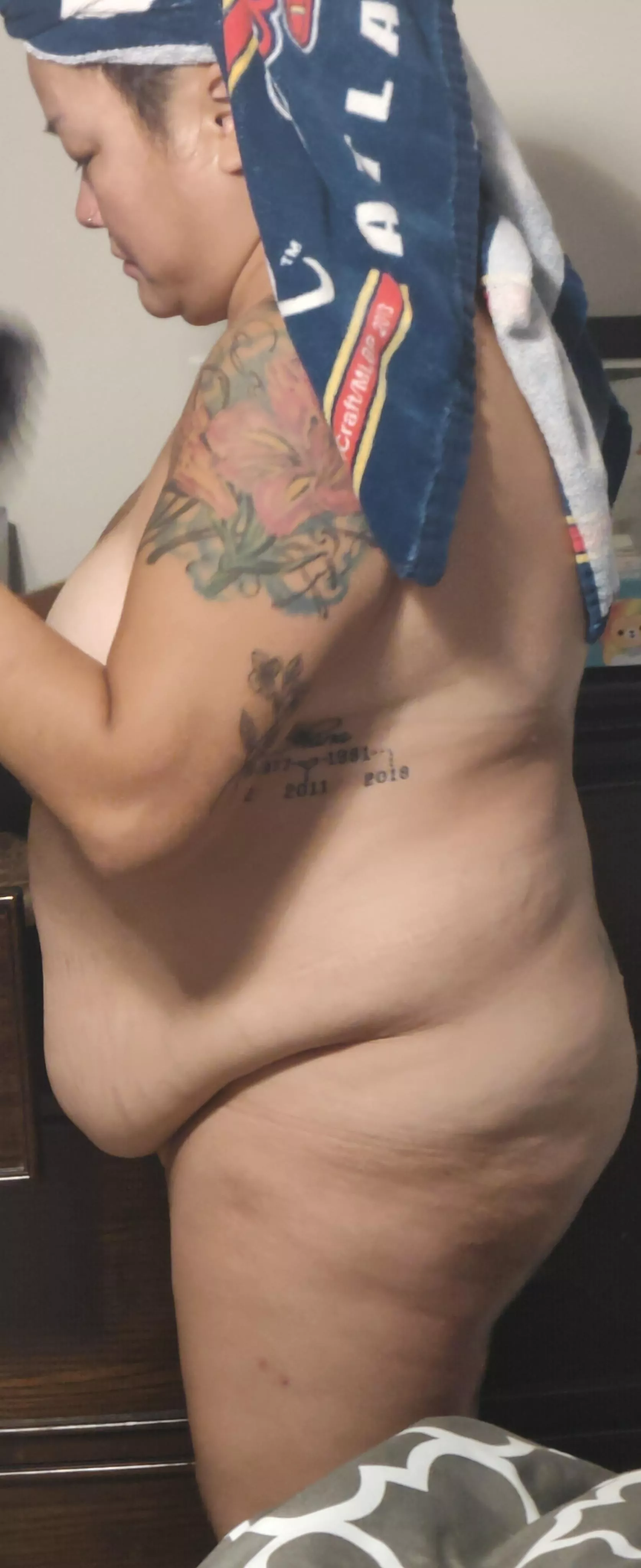 If I sent you nudes would you jerk off to them?