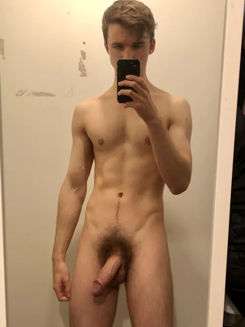 If I sent you this, would you send nudes back?