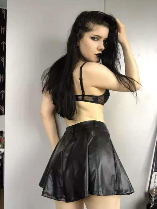 If you bump into me at a concert and I told you to find me in the washroom with no panties on, what's your move?