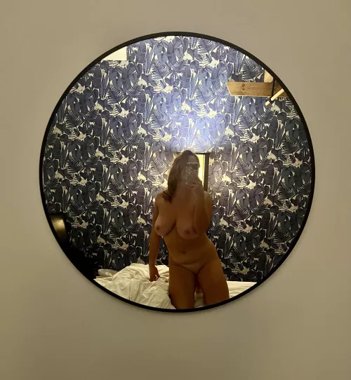 [image] you already know if I'm getting a massage I'm taking a pic after 😋