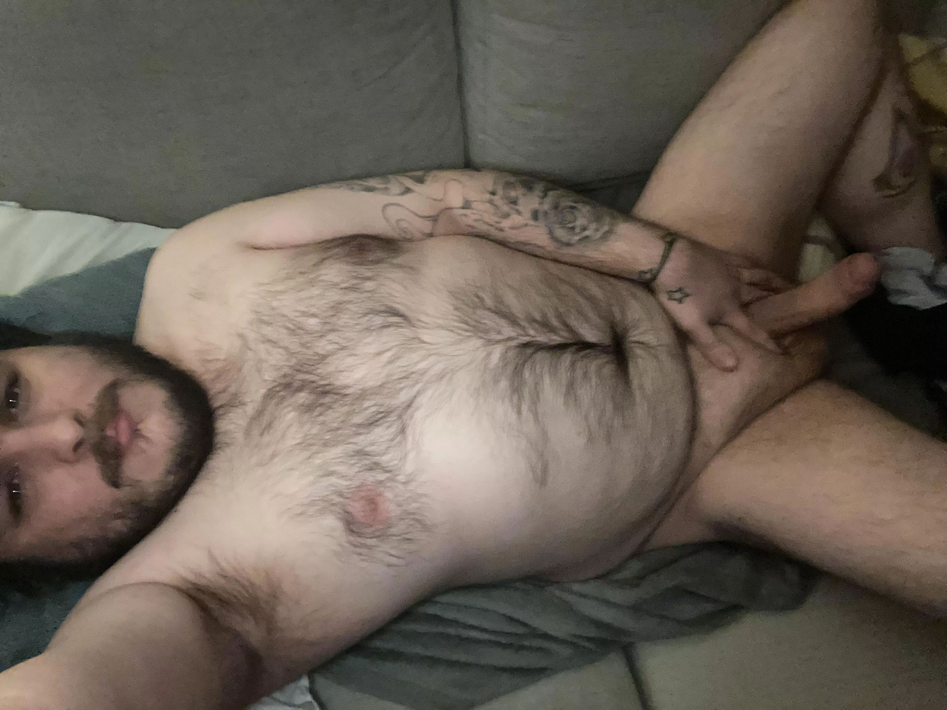 Just a thicc ugly dude looking for a thicc lady