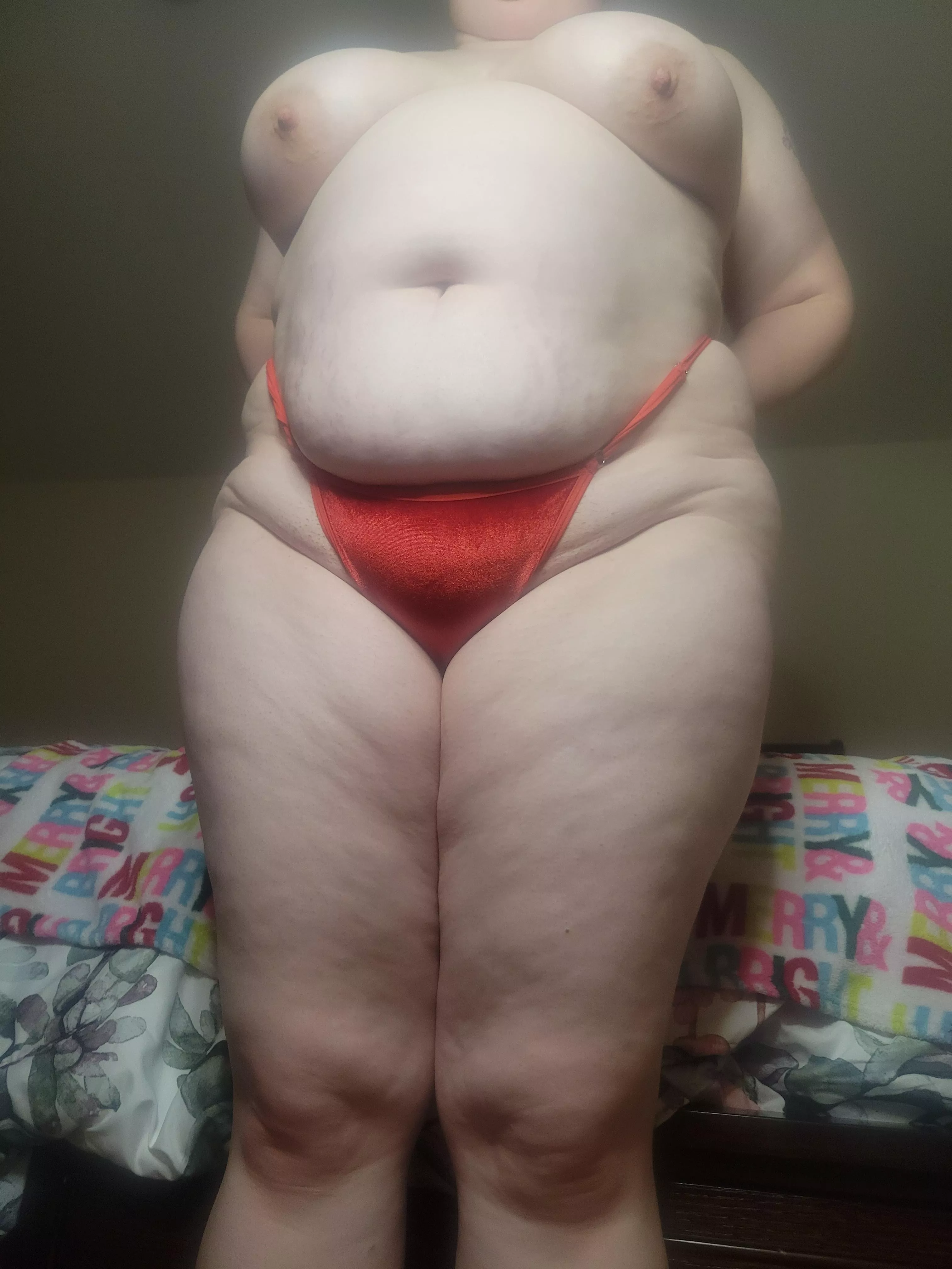 Just wanna be the present under your tree