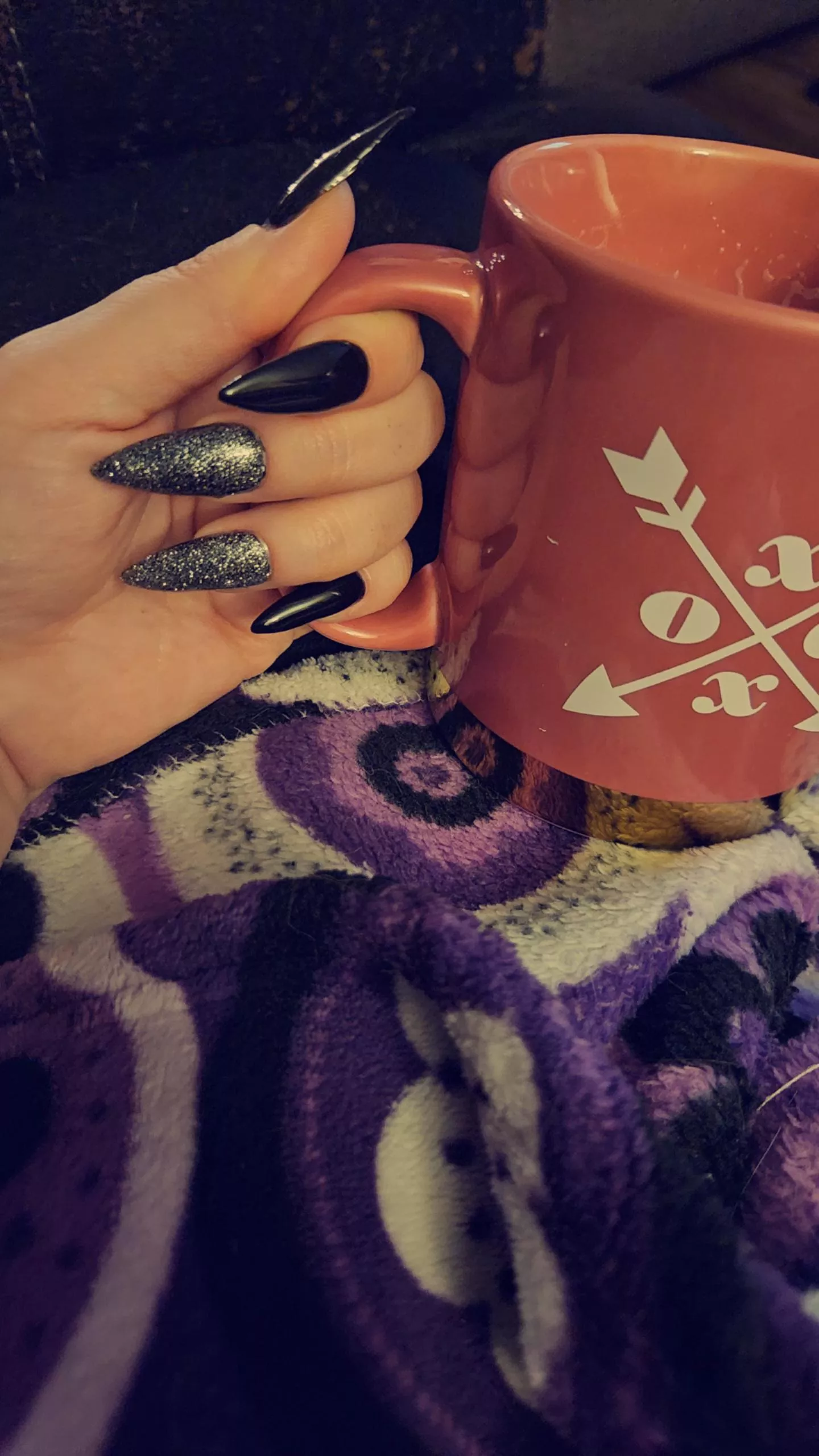 Long almond ❤️ [oc]