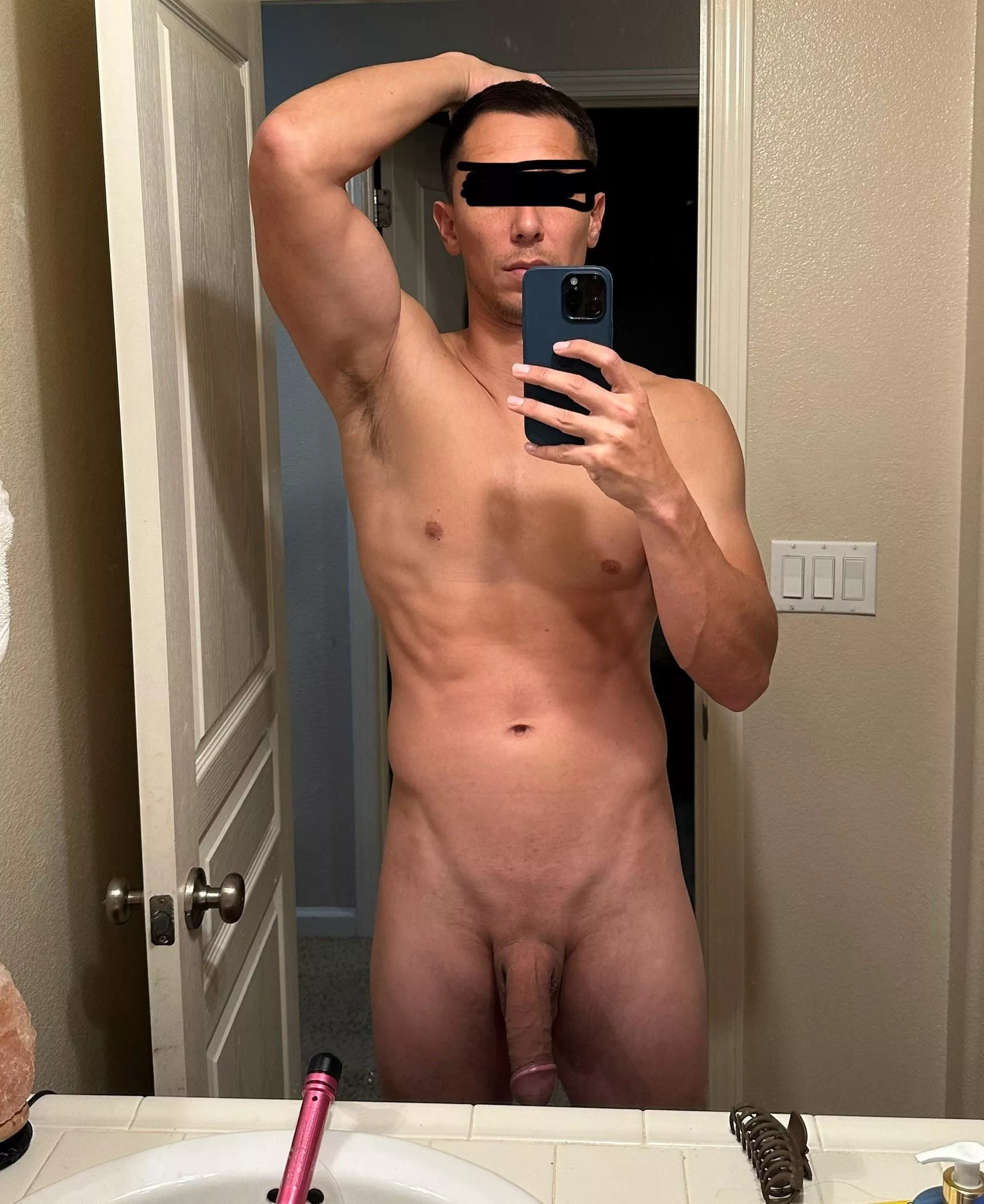 (M) a little drunk, rate me!