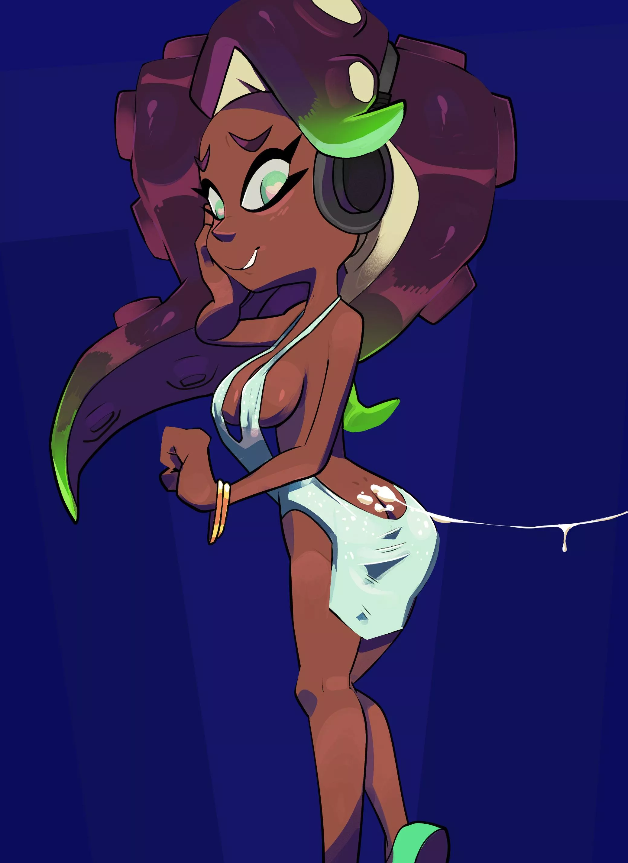 Marina's new dress (Monamania)