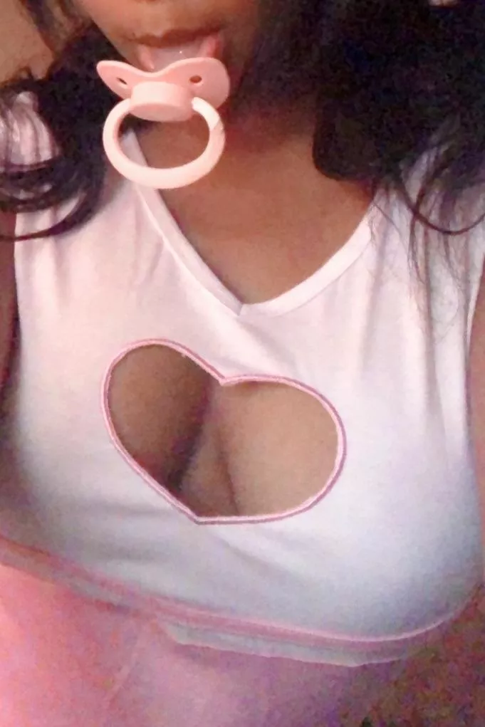 Orally fixated negro girl needs her paci