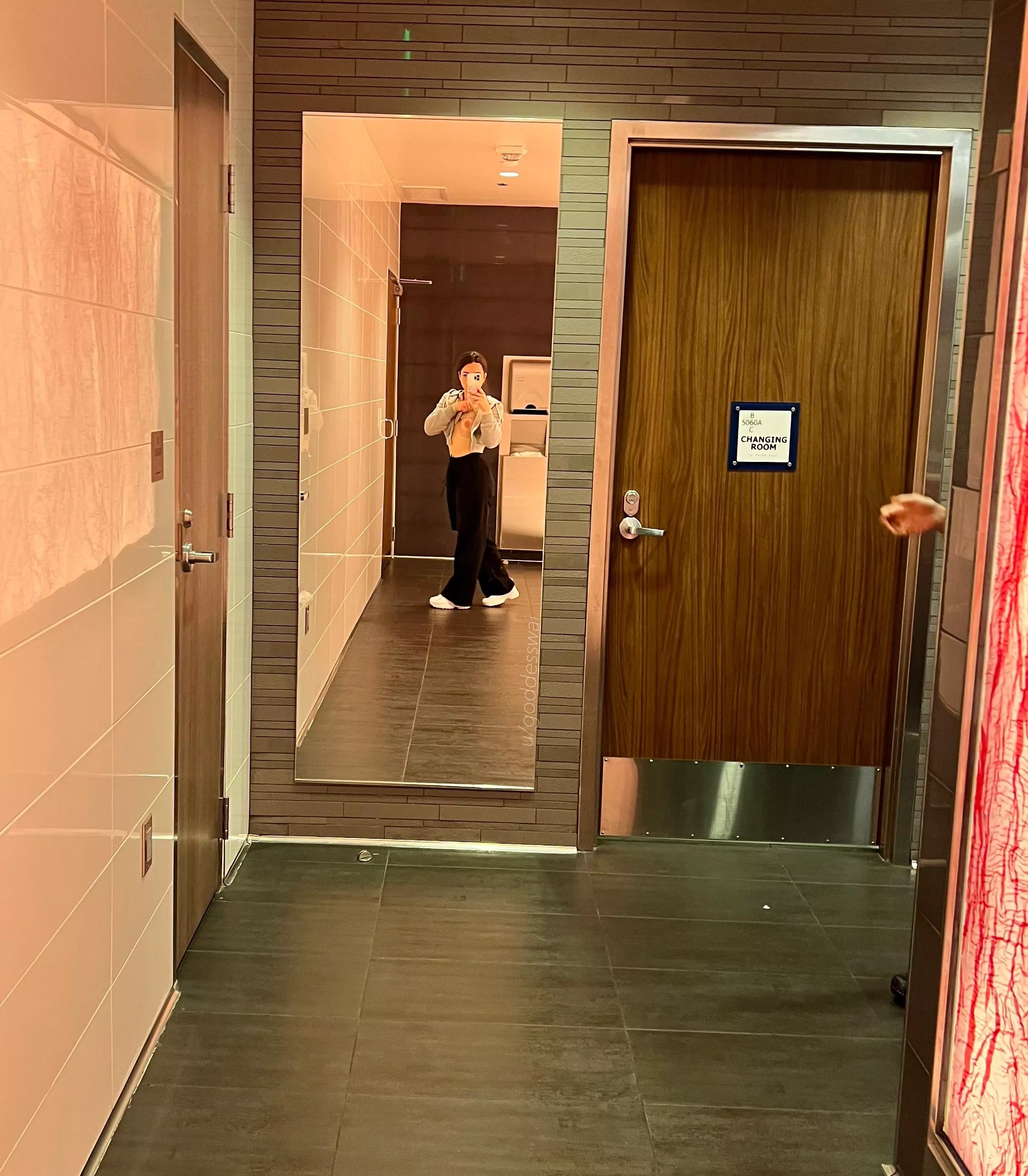 pretty sure they saw me in the mirror [img]