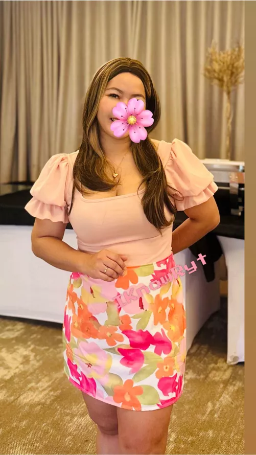 Your Tita's mild side 😅 Happy Sunday mga pamangkins and [T]itos 💖🌅