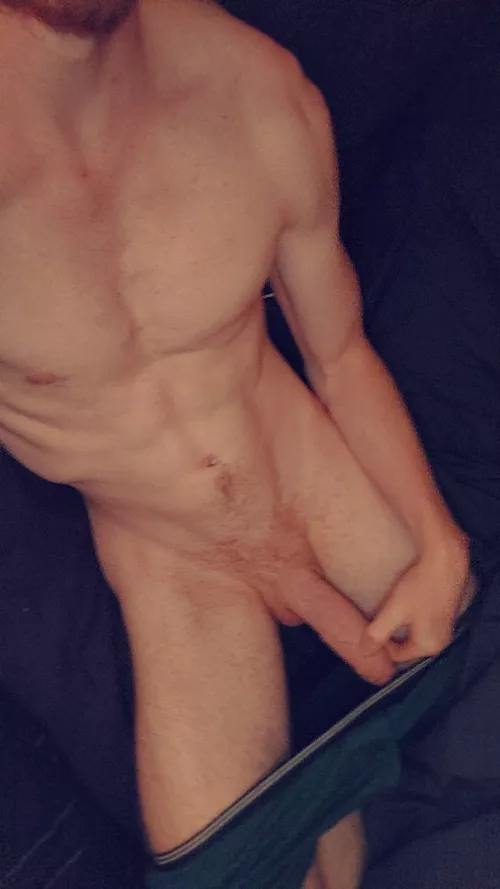 24, need someone to relieve me of stress, add me 📷 idk.funig