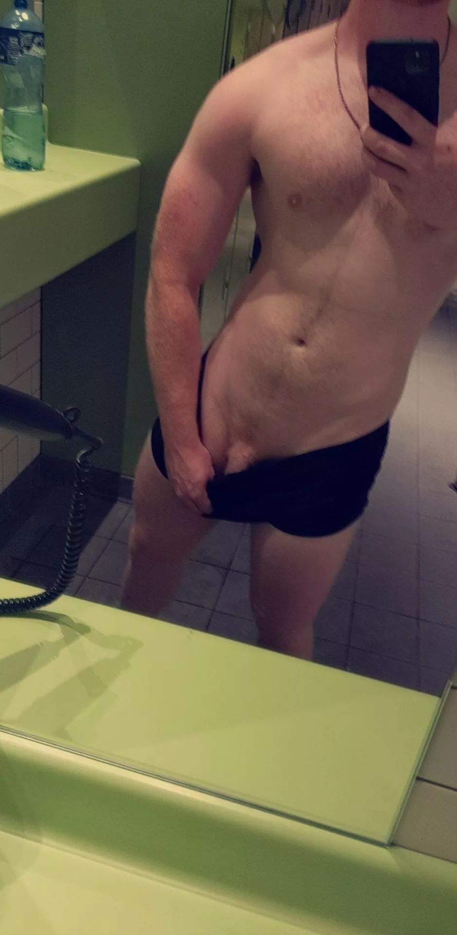 25 UK, bi masc lad, face+, verbal+ add Rob.thelad