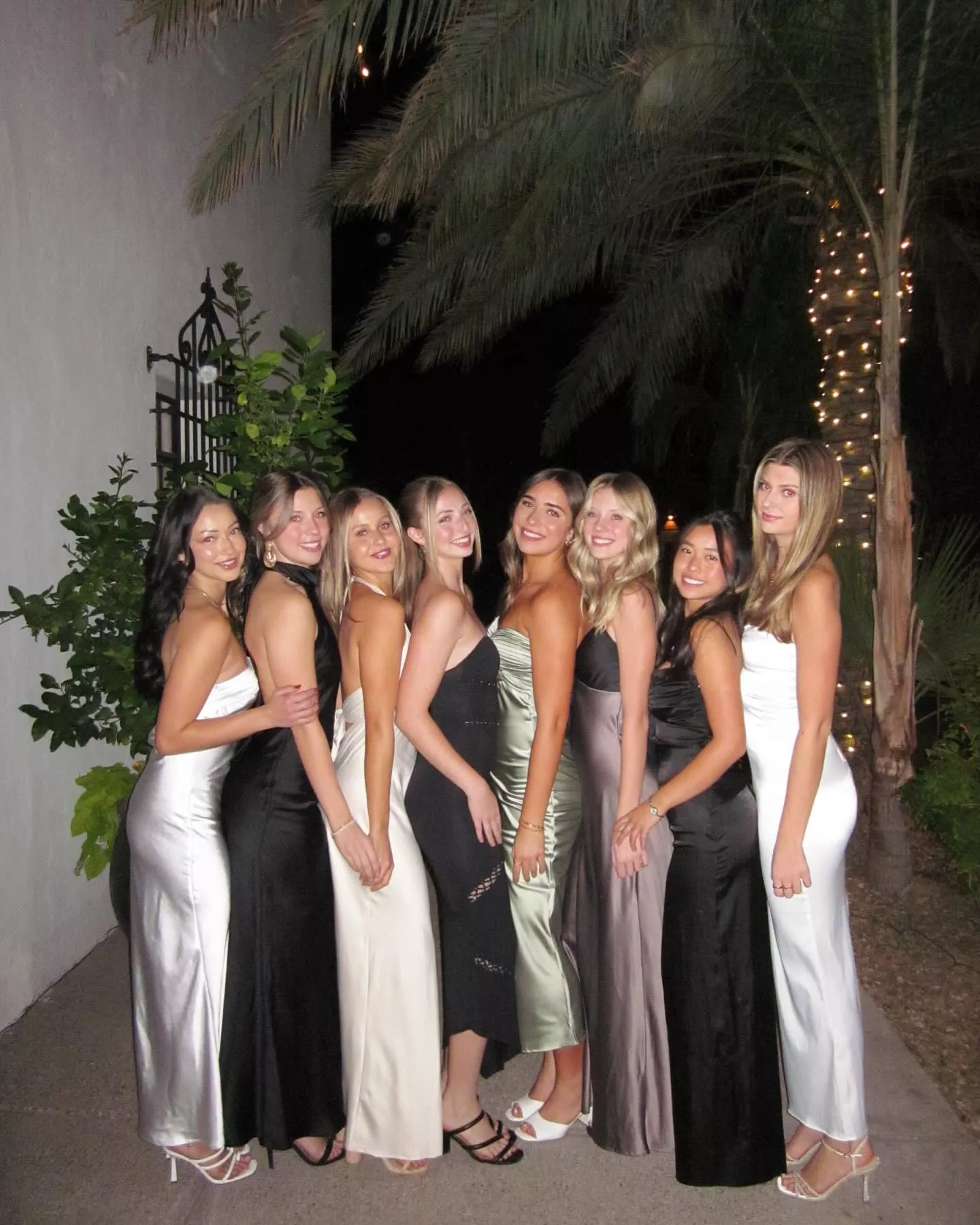 8 sorority girls cleaned up for formal