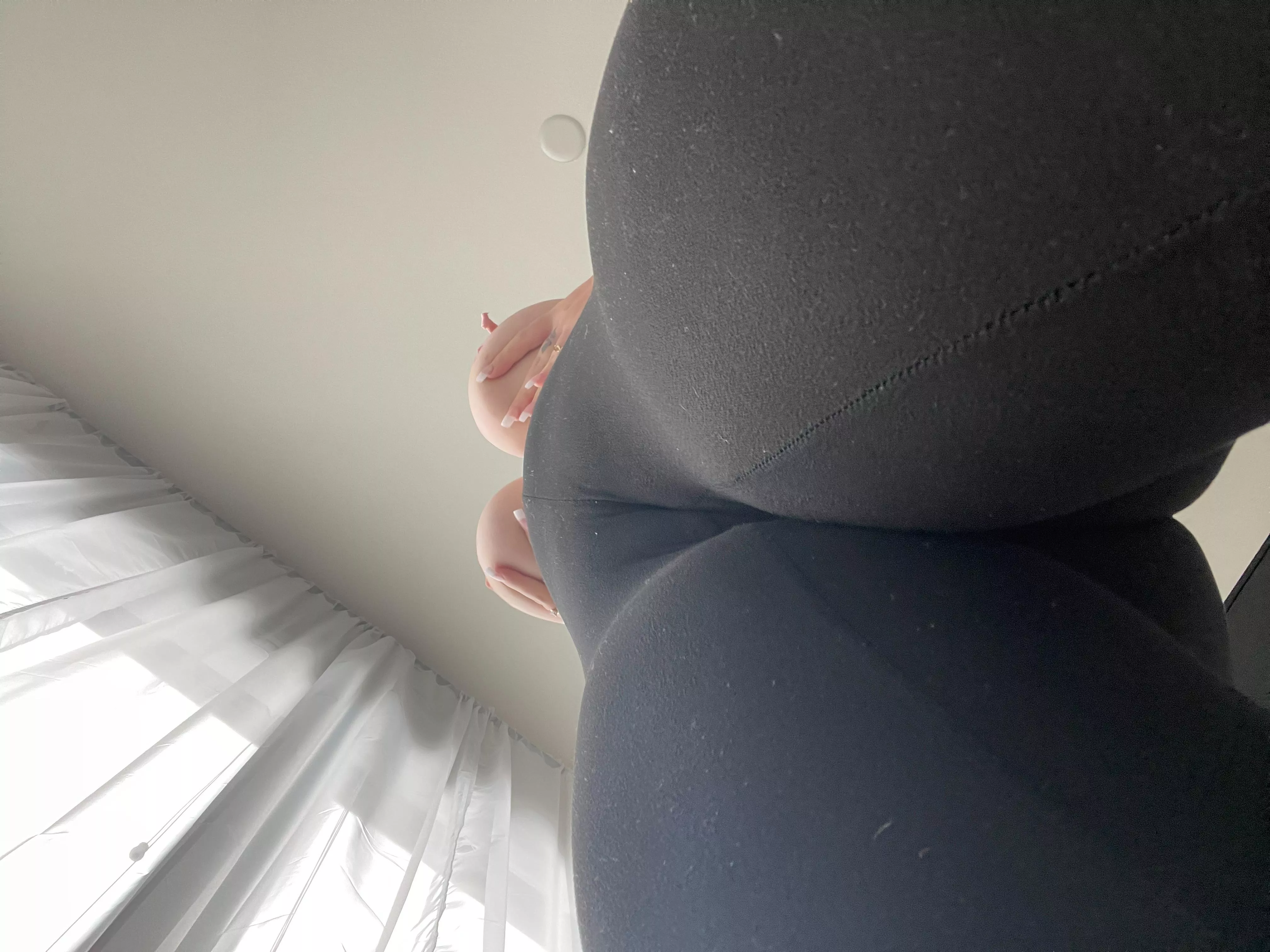 Cameltoe after a nice workout