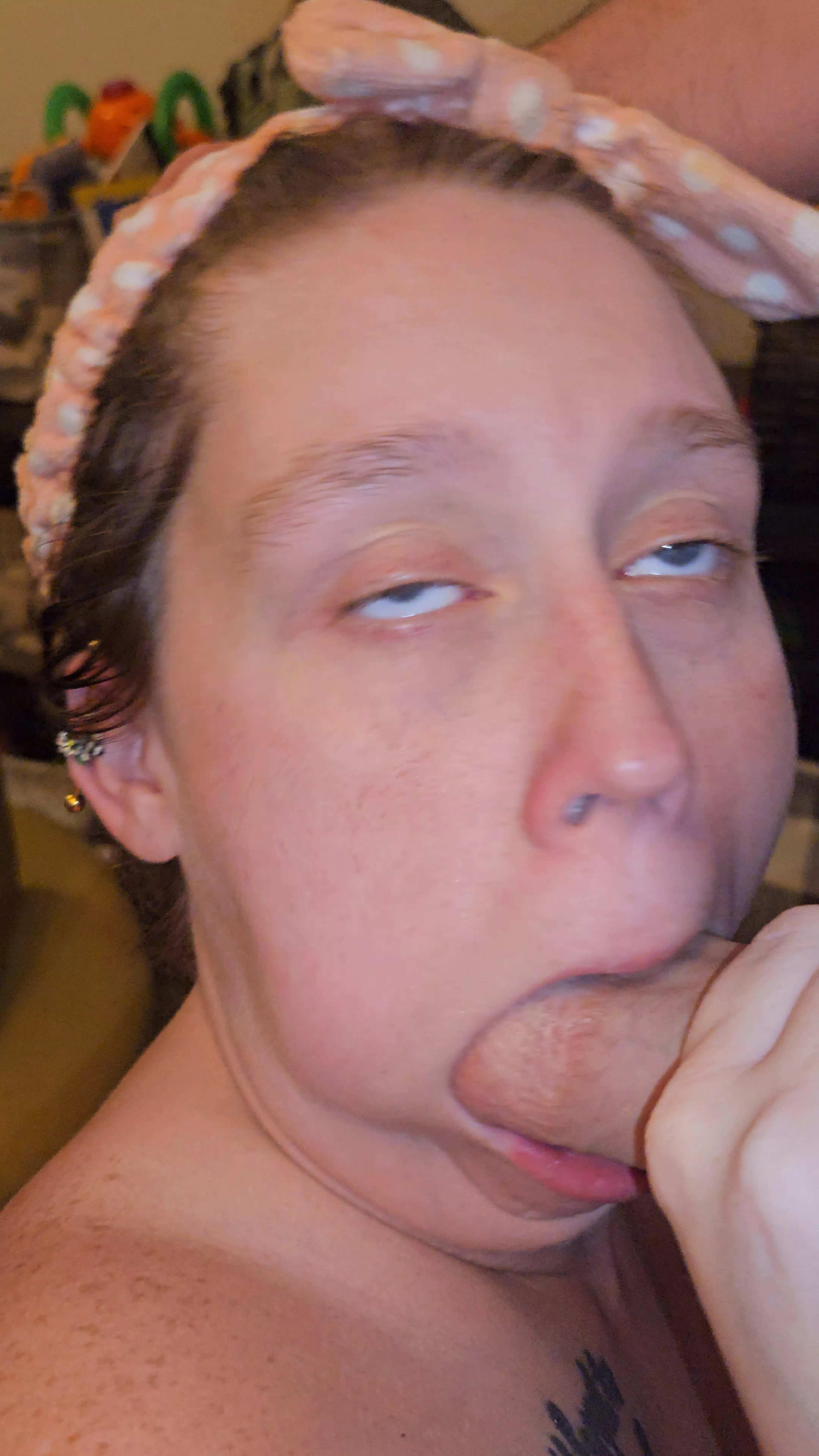 Christmas presents aren't gonna buy themselves ;)